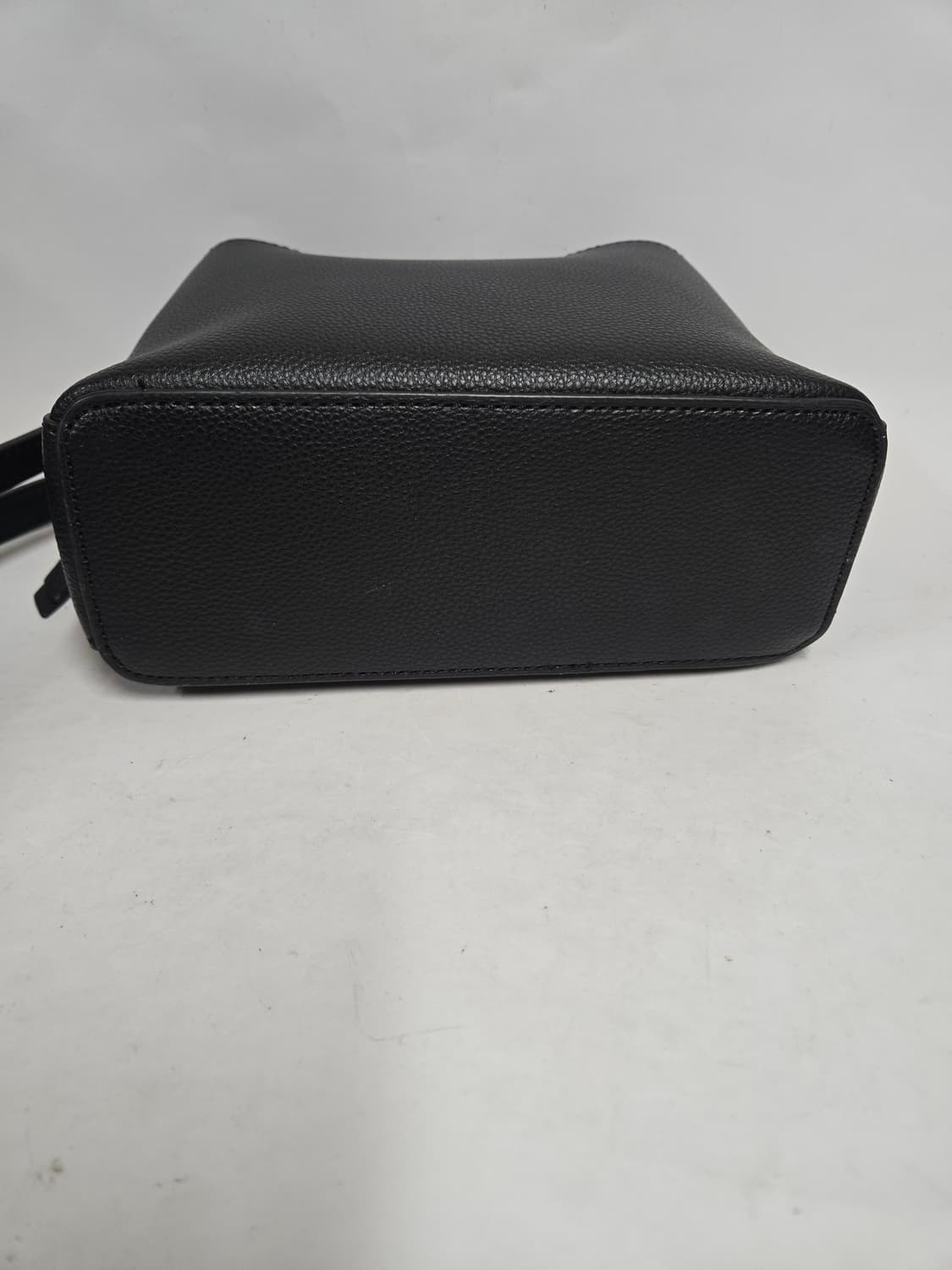 질 바이 질스튜어트 블랙 크로스백 상품이미지6