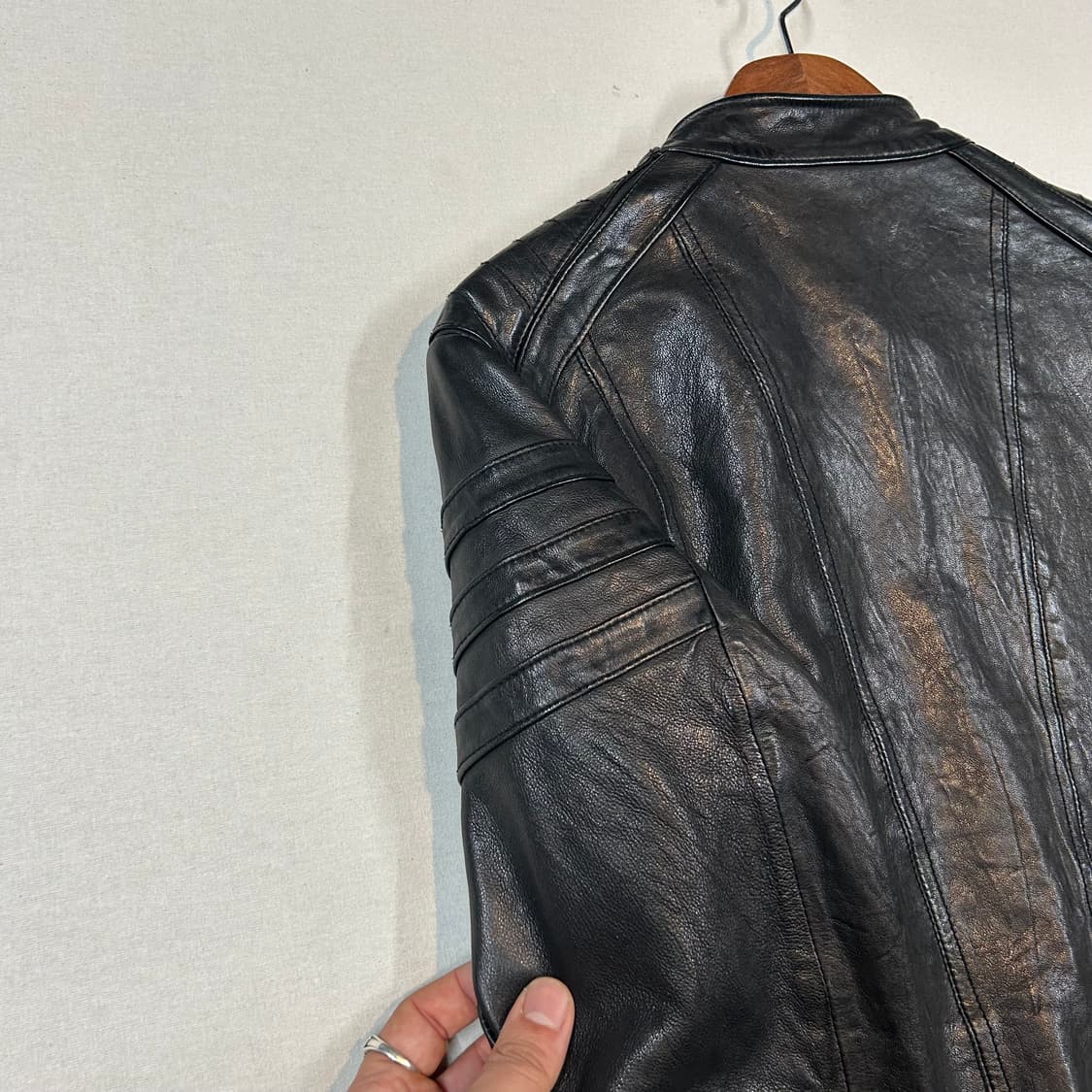 L) 이태리 램스킨 양가죽 멀티 포켓 싱글 라이더 자켓 상품이미지6