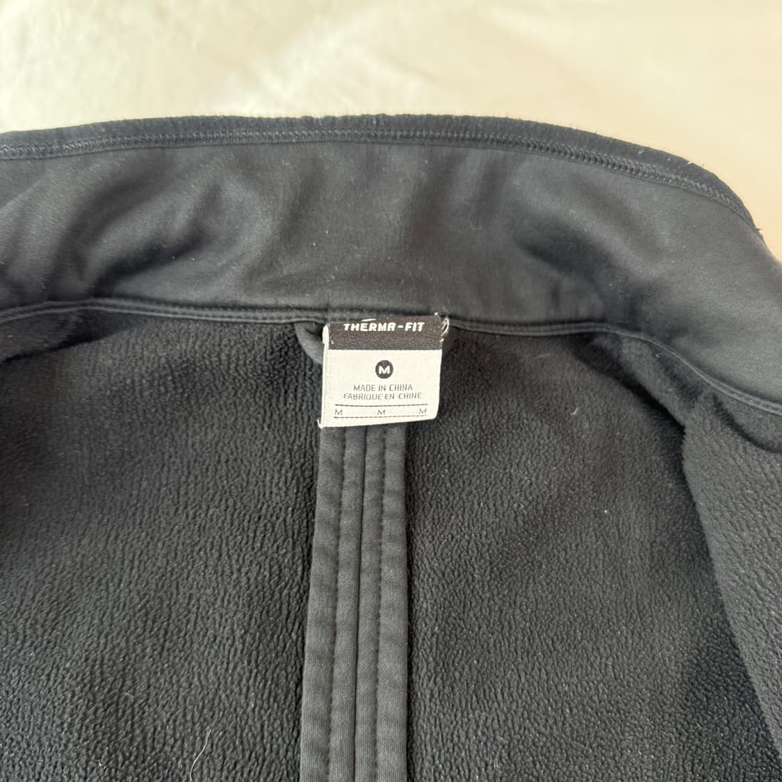 2+1) 나이키 써마핏 러닝 자켓 M 상품이미지4