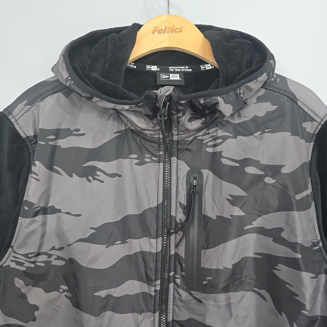 뉴에라 NEW ERA 타이거카모 블랙 플리스 후드집업 L 상품이미지2