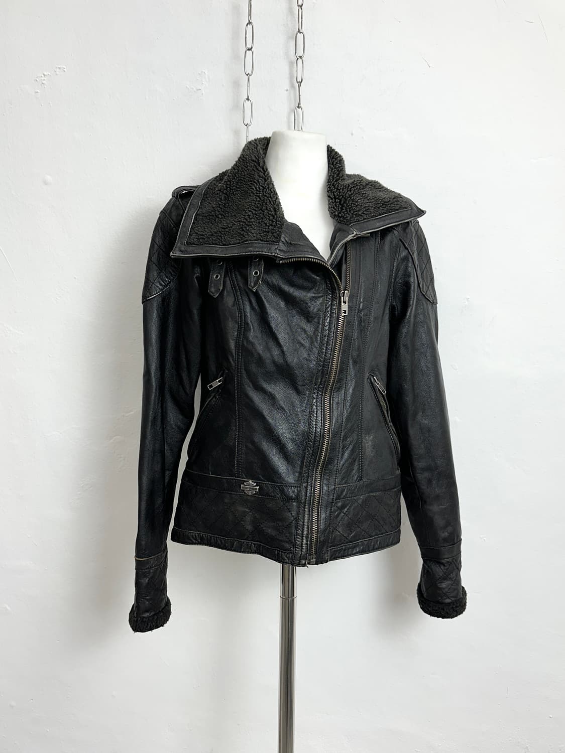 Harley Davidson Asymmetric Goat Leather 상품이미지10
