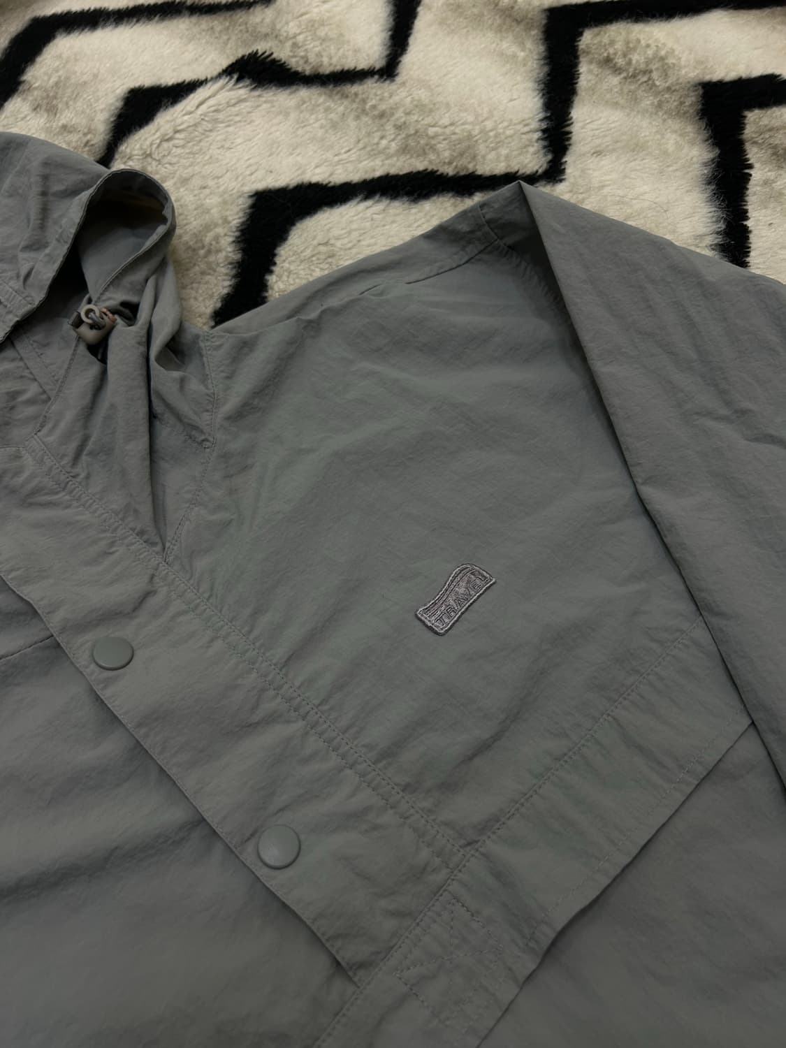 [L]트래블 버튼 나일론 후드 아노락/그레이 상품이미지1