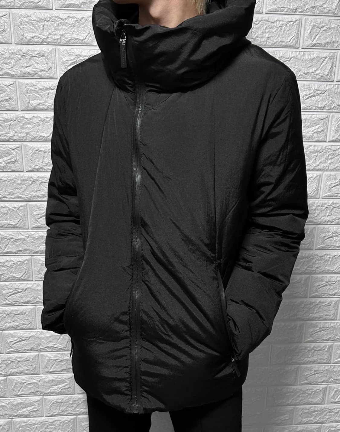 사선 비대칭 후드 패딩 상품이미지1