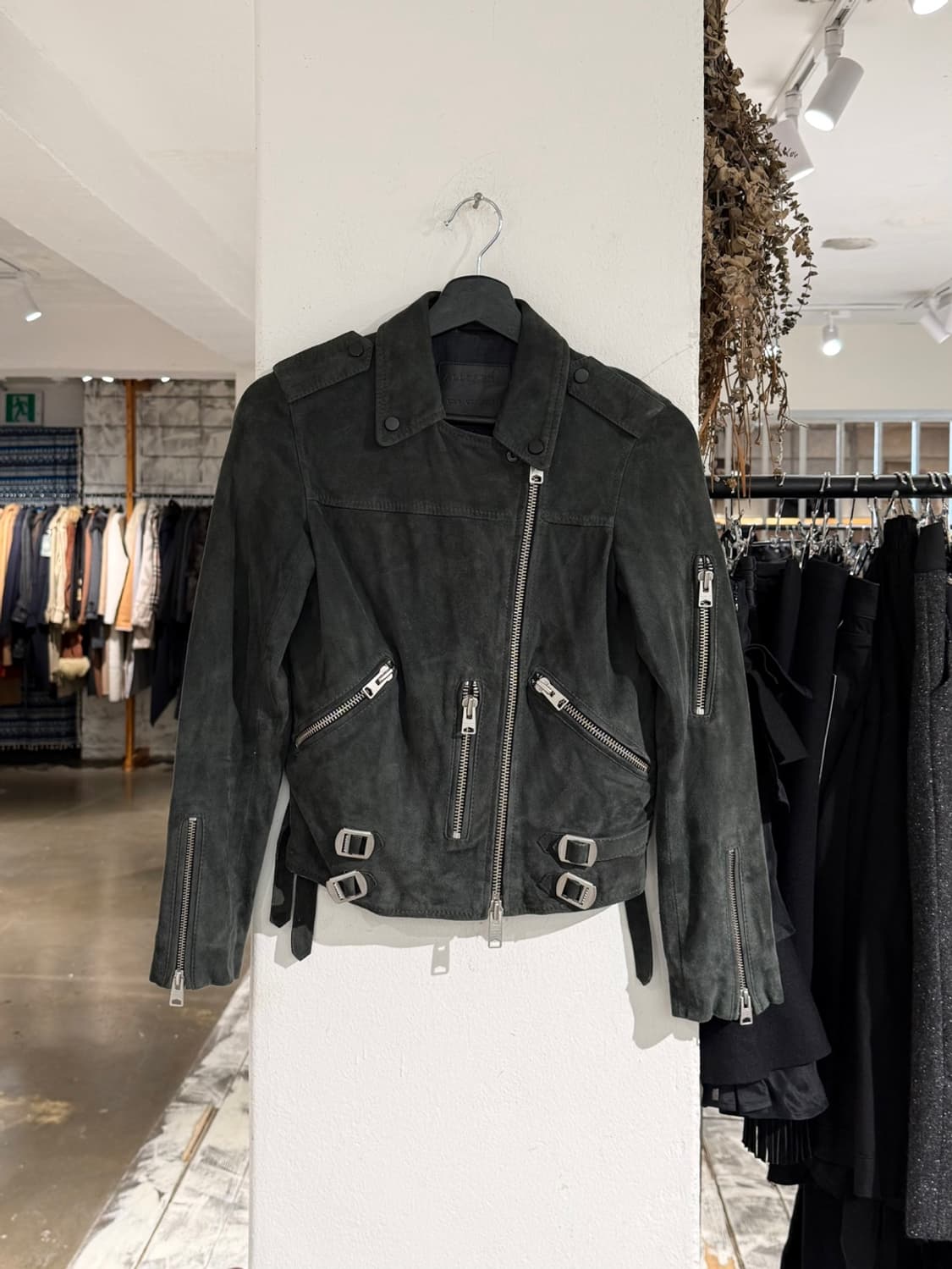 올세인츠 딥 카키 에드워즈 바이커 고트 스킨 스웨이드 자켓 상품이미지2