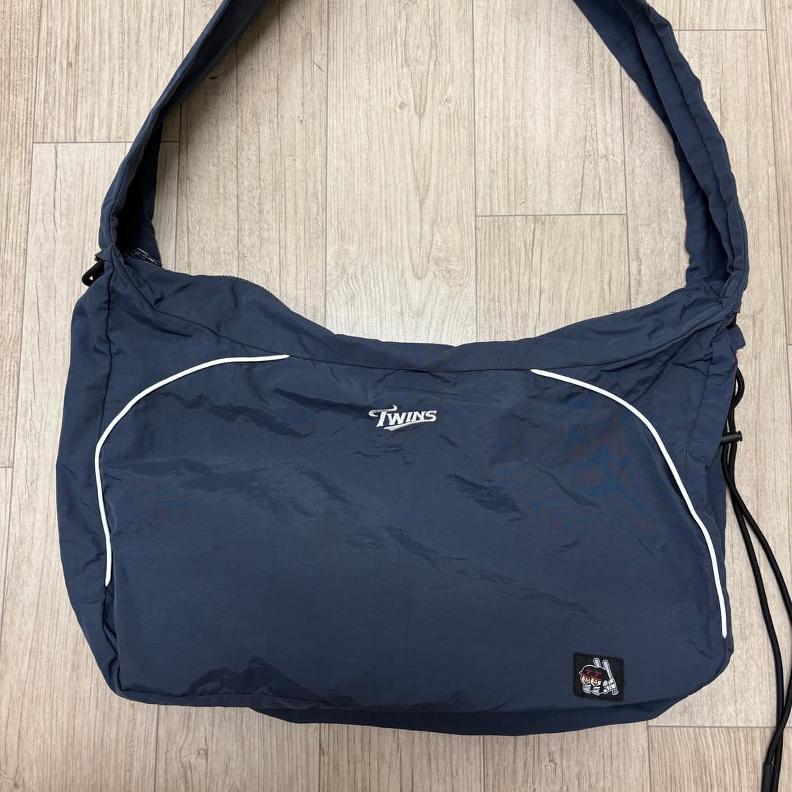 빠더너스xLG트윈스 패커블 더그아웃백 상품이미지3