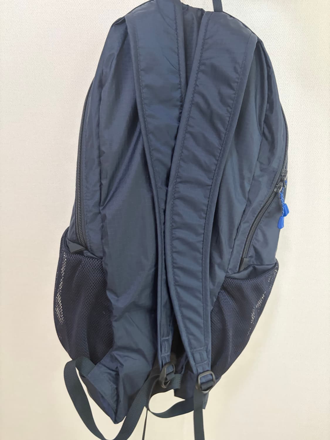 몽벨 포켓터블 가방 20L 네이비 새상품급 상품이미지2