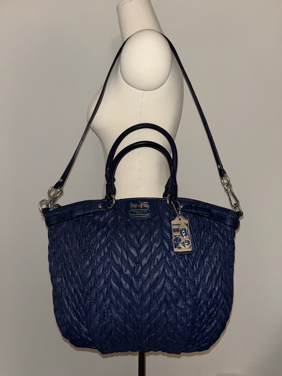 Coach Quilting Navy shoulder bag 상품이미지2