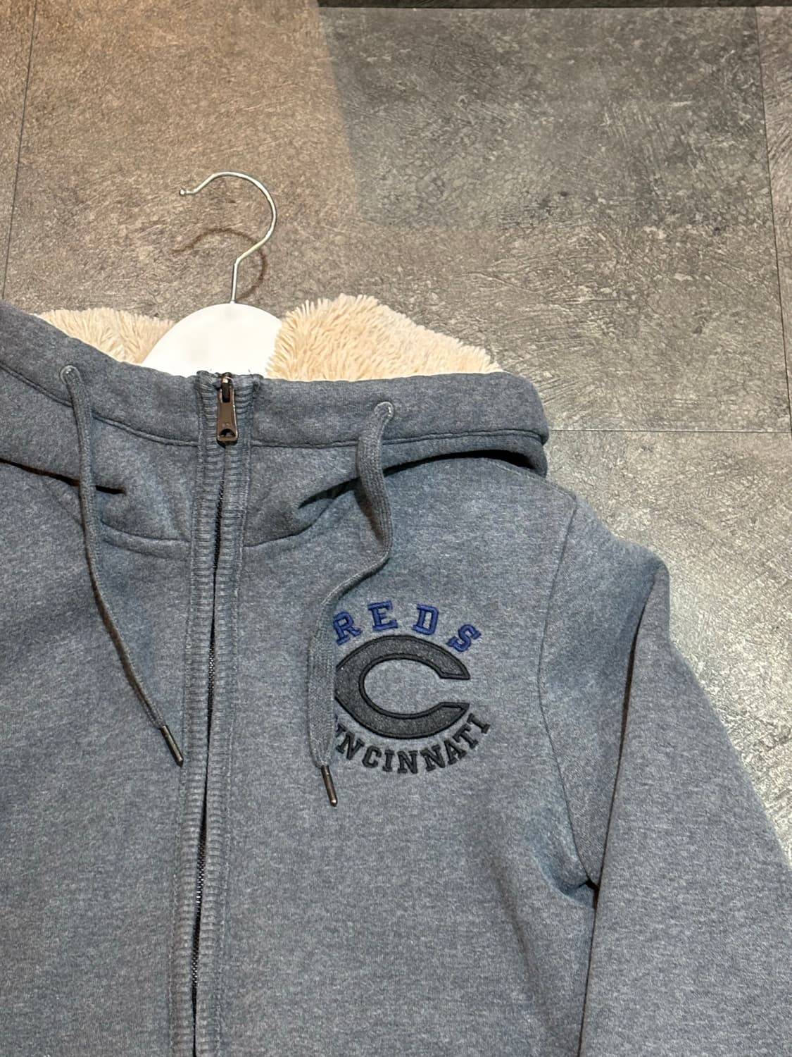 MLB 여성 퍼 후드집업 85(XS)사이즈 상품이미지4