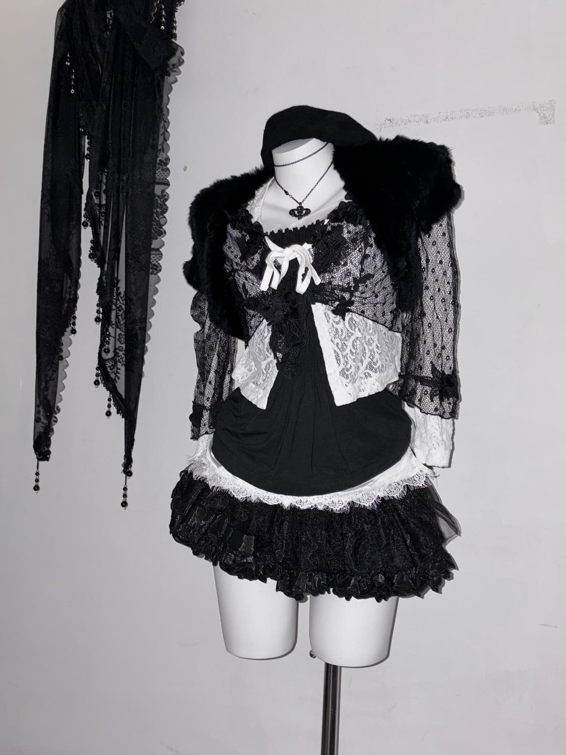 공겜여주 블랙 앤 화이트 5피스 세트 다크페어리 고스 로리  상품이미지4