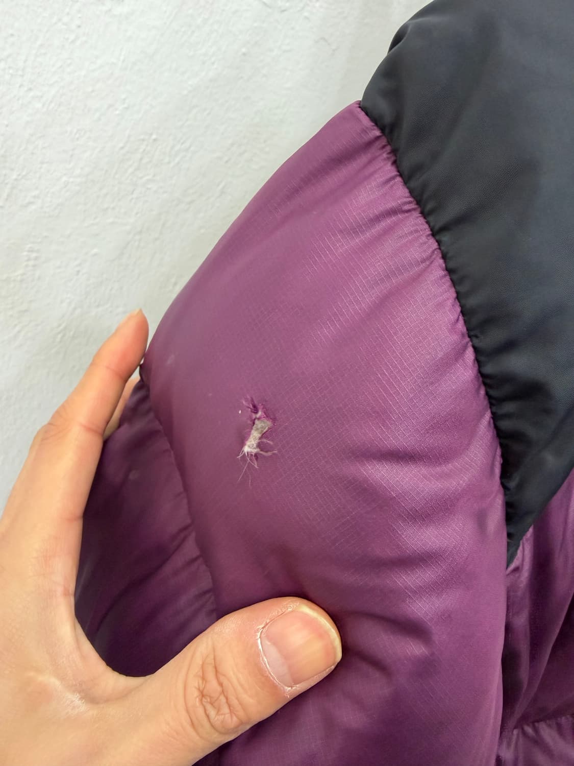 정품) 노스페이스 눕시 퍼플/블랙 패딩 95 상품이미지6