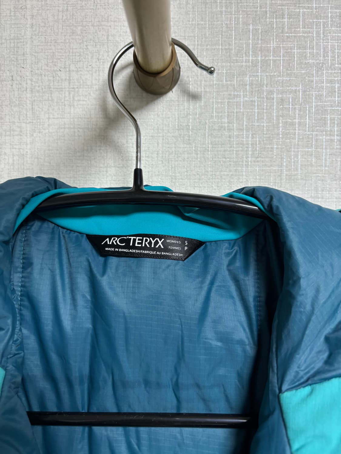 아크테릭스 ARCERYX Atom AR Hoody 아톰 AR 후디 상품이미지4