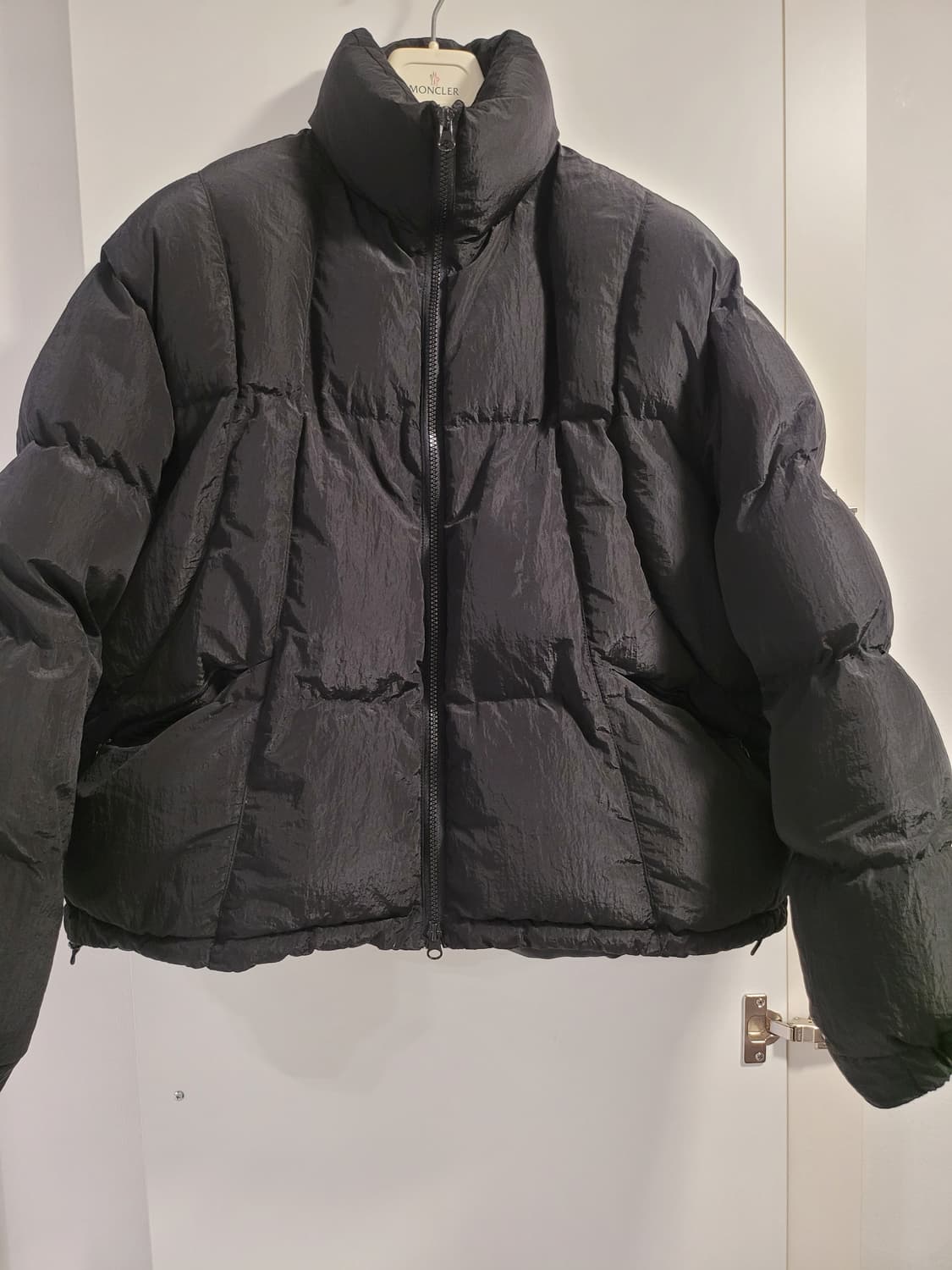 스톤아일랜드 크링클랩스 의 질감과 르마드의 핏이 만났다"  상품이미지1