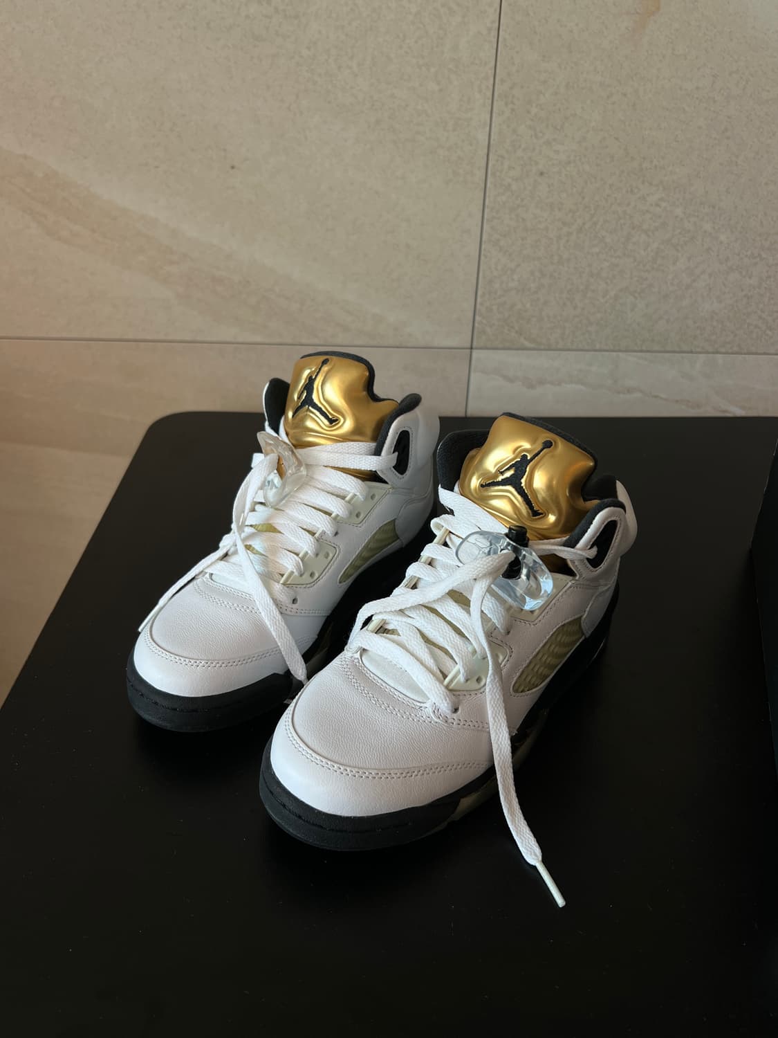 [230mm] 에어 조던 5 레트로 올림픽 골드 코인 상품이미지7