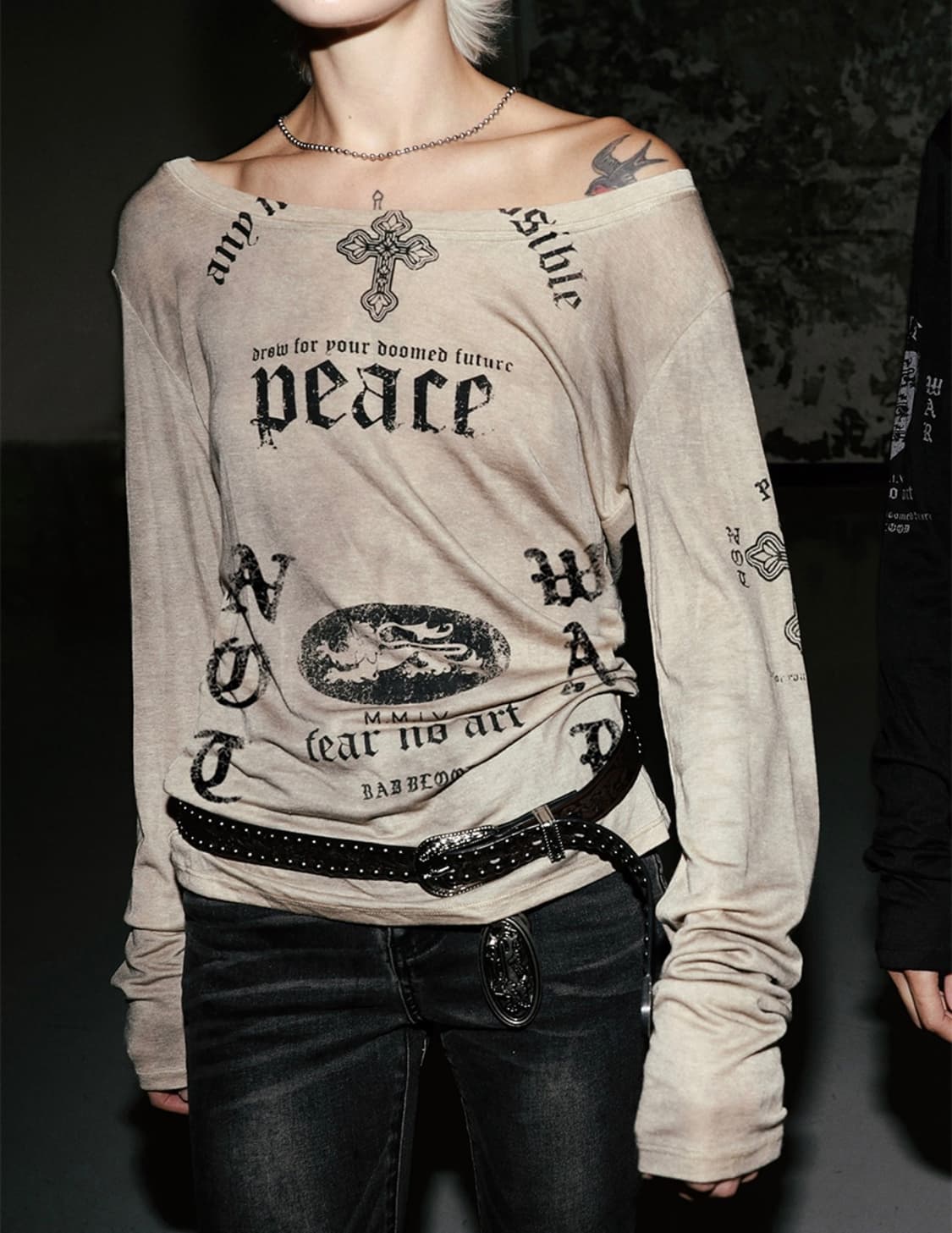 PEACE NOT WAR 루즈핏 티 (새상품) 상품이미지3