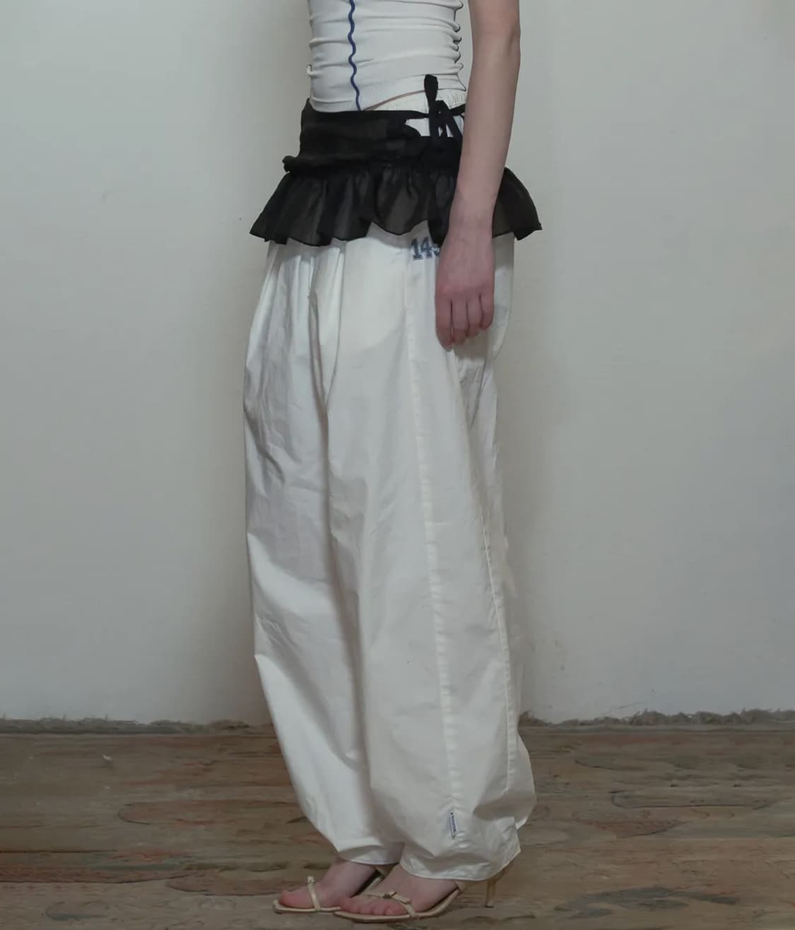 새상품) 스컬프터 My Go To Pintuck Pants White 상품이미지1