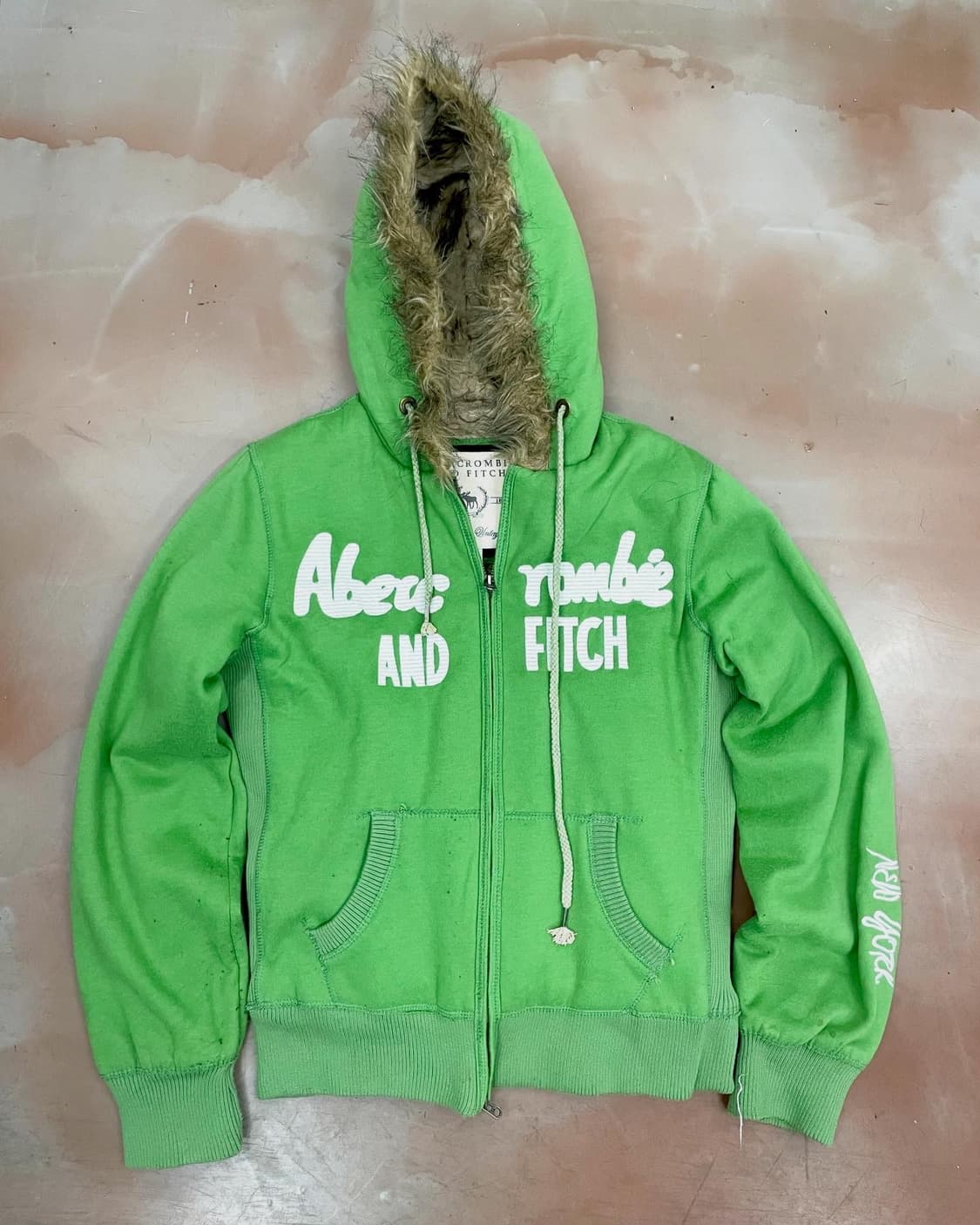 ABERCROMBIE & Fitch wolf-zoe hoodie zip- 상품이미지3