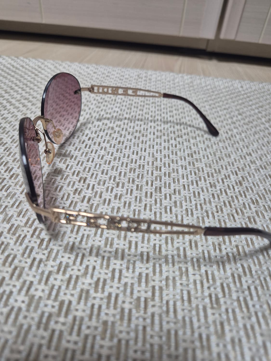 (정품)  펜디 Y2K 무테 선글라스 큐빅 그라데이션 상품이미지3