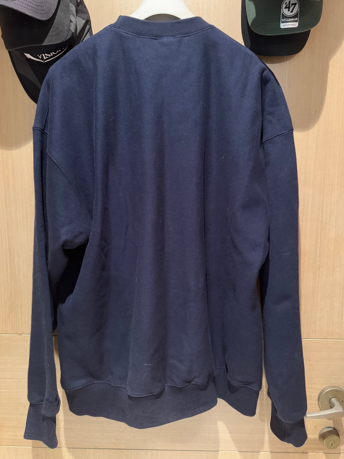 아웃스탠딩 맨투맨 L 상품이미지2