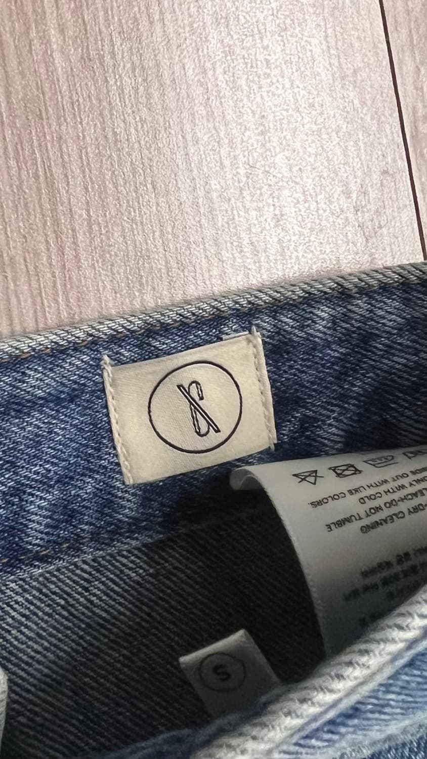 SIX AND A HALF 식스앤어하프 클래식 스트레이트 데님 중청바지 상품이미지6