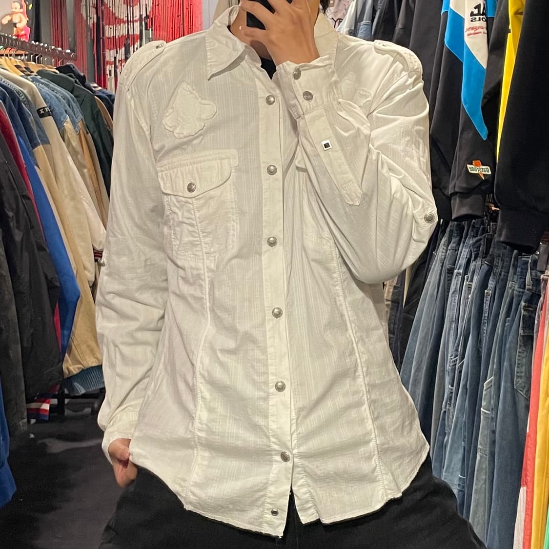 [IM] vintage 화이트 자수 엠보 큐빅 셔츠 상품이미지2