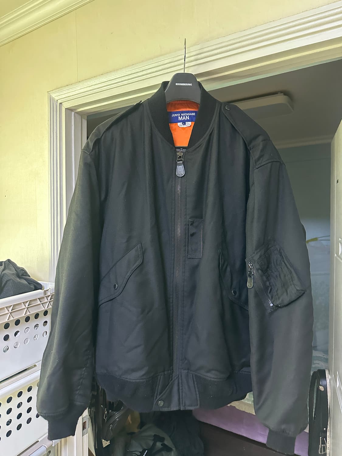 [L] 준야 와타나베 맨 22 FW 울 서지 오버사이즈 봄버 재킷 상품이미지1