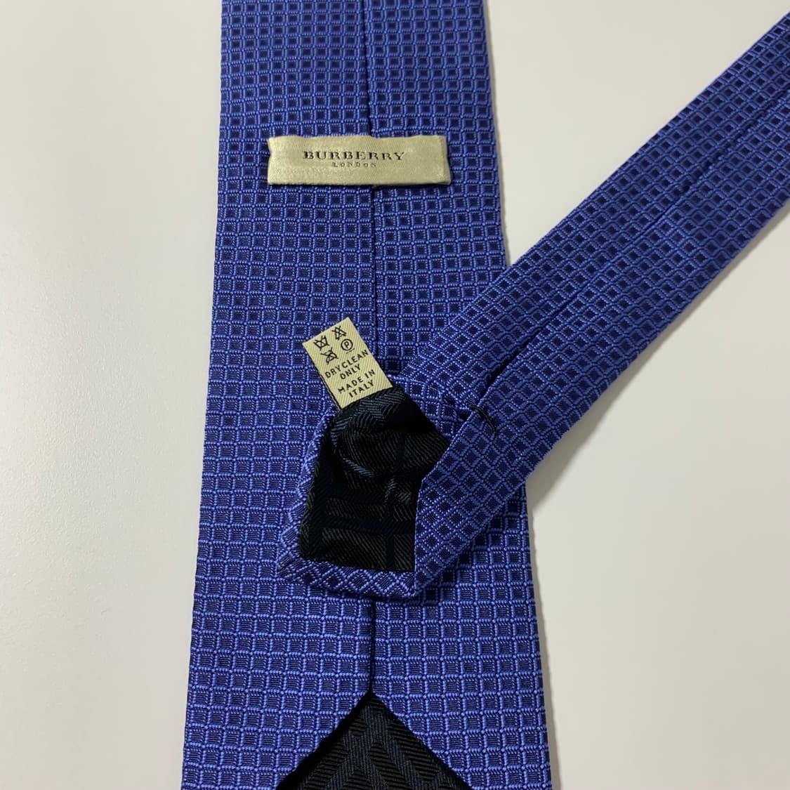 버버리(BURBERRY) 신형라벨 명품넥타이 A-A+등급 8.8cm 상품이미지7