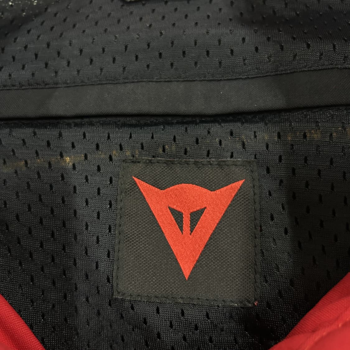 다이네즈 매쉬 자켓 레드 블랙 s 상품이미지3