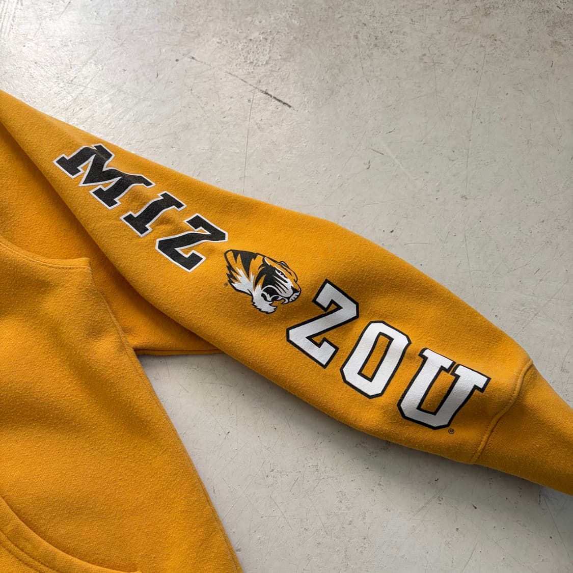 잔스포츠 미주리 타이거스 빈티지 후드티 S 상품이미지3