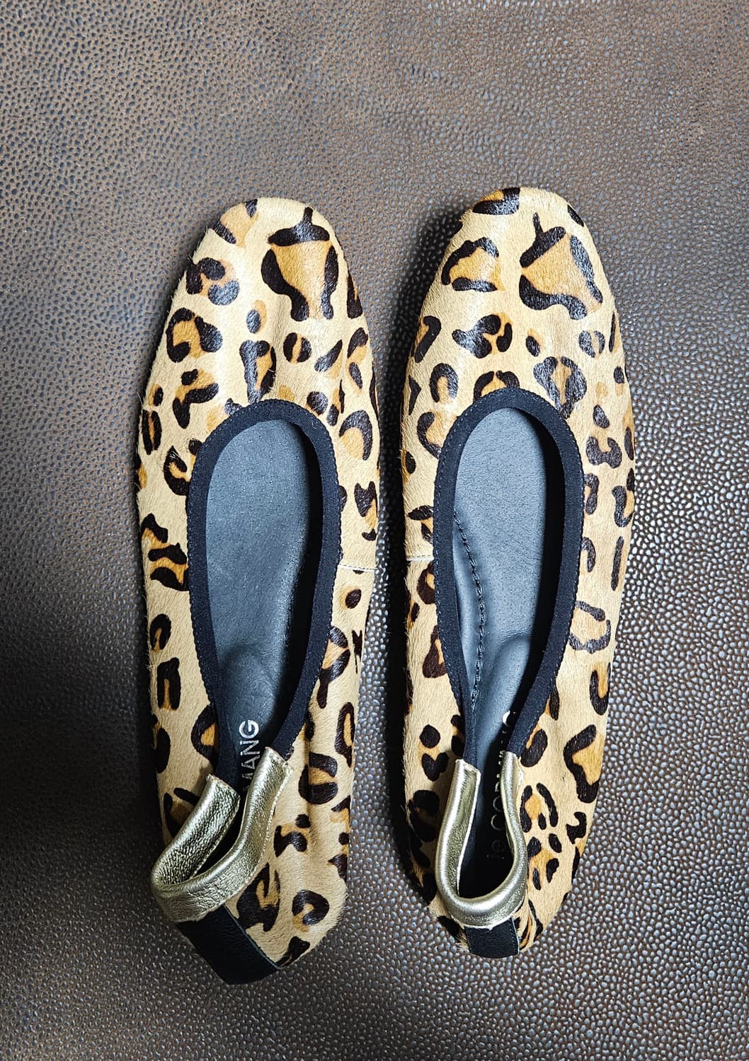 le CORMANG 레오파드 송치 플랫슈즈( 245)새상품 상품이미지1