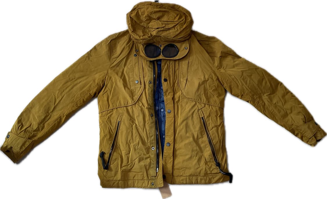 [국내 정품] CP컴퍼니 자켓 패딩 내피 size 100 상품이미지1