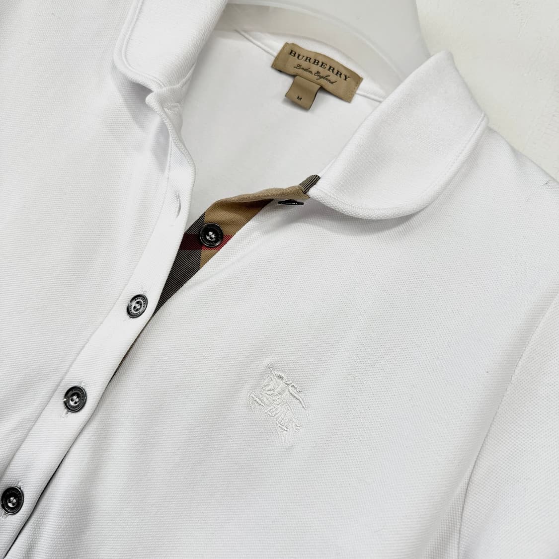 버버리 퍼프 슬리브 폴로 셔츠 상품이미지3