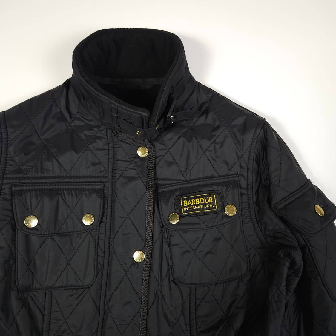 바버 인터네셔널 폴라퀼트 자켓 상품이미지2