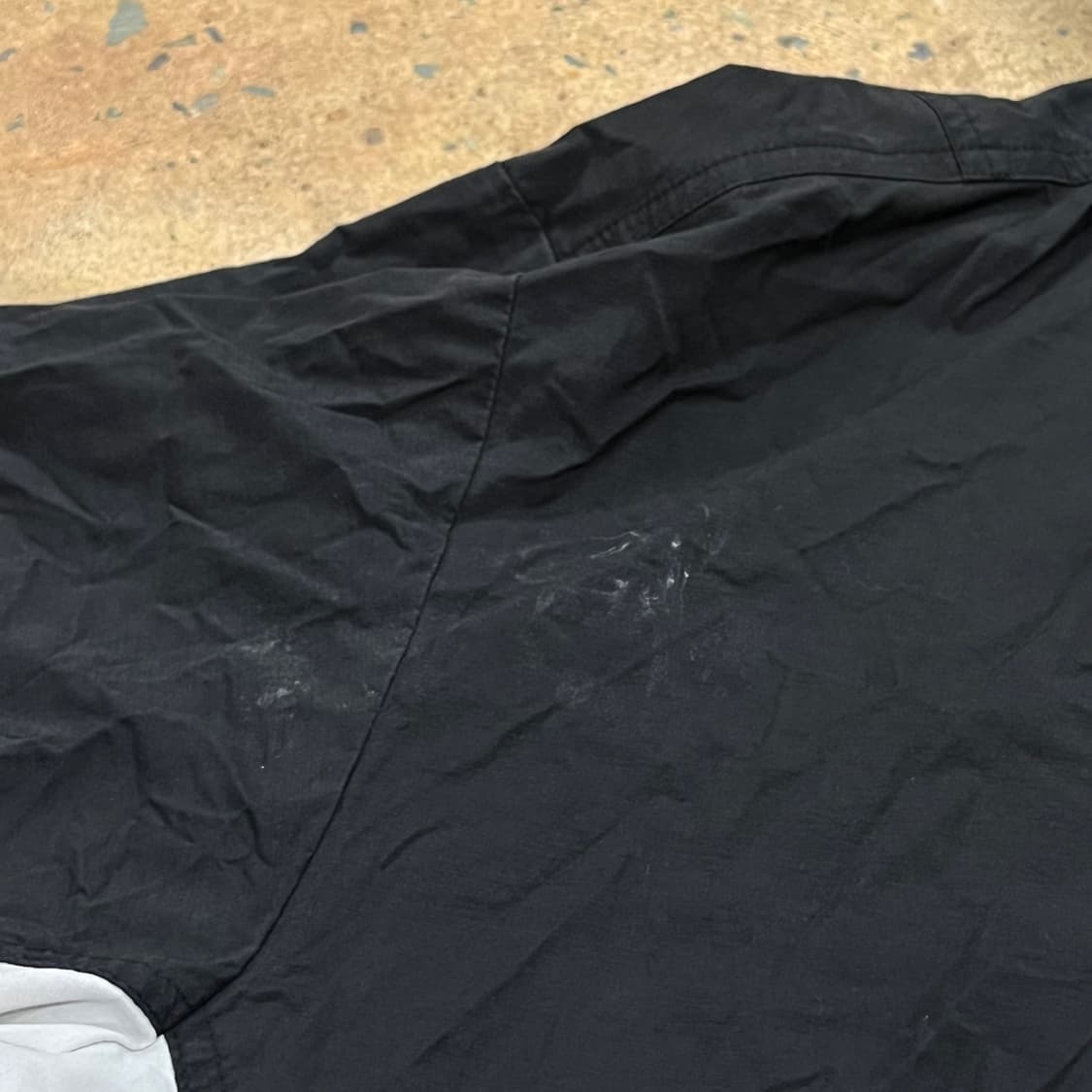 [정품/105] 엄브로 후드 바람막이 블랙화이트 b16 상품이미지5