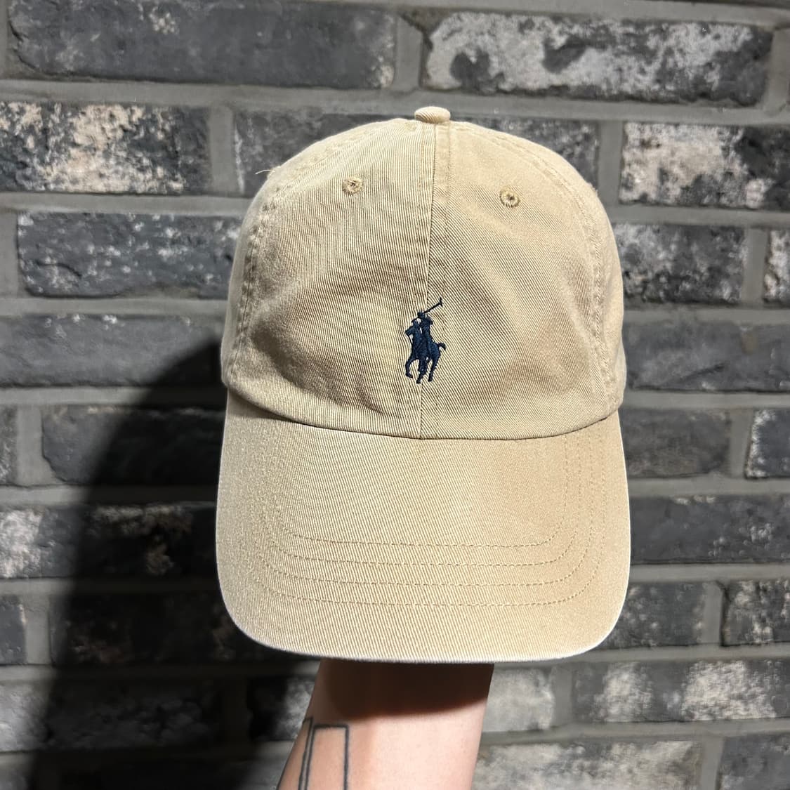 폴로 랄프로렌 아이코닉 치노 볼캡 모자 탄 베이지 상품이미지2