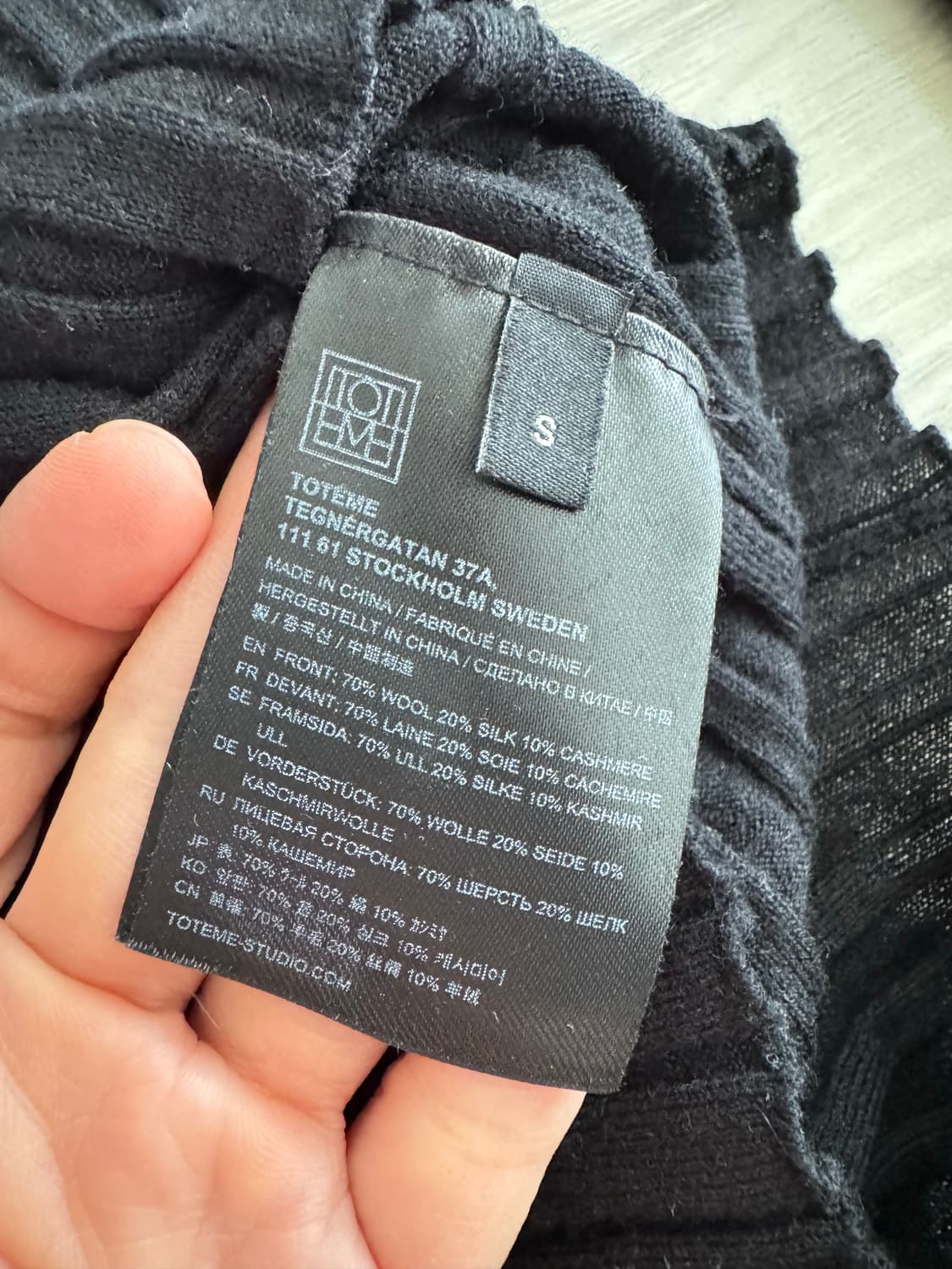 Toteme 토템 블랙 골지 니트  상품이미지3