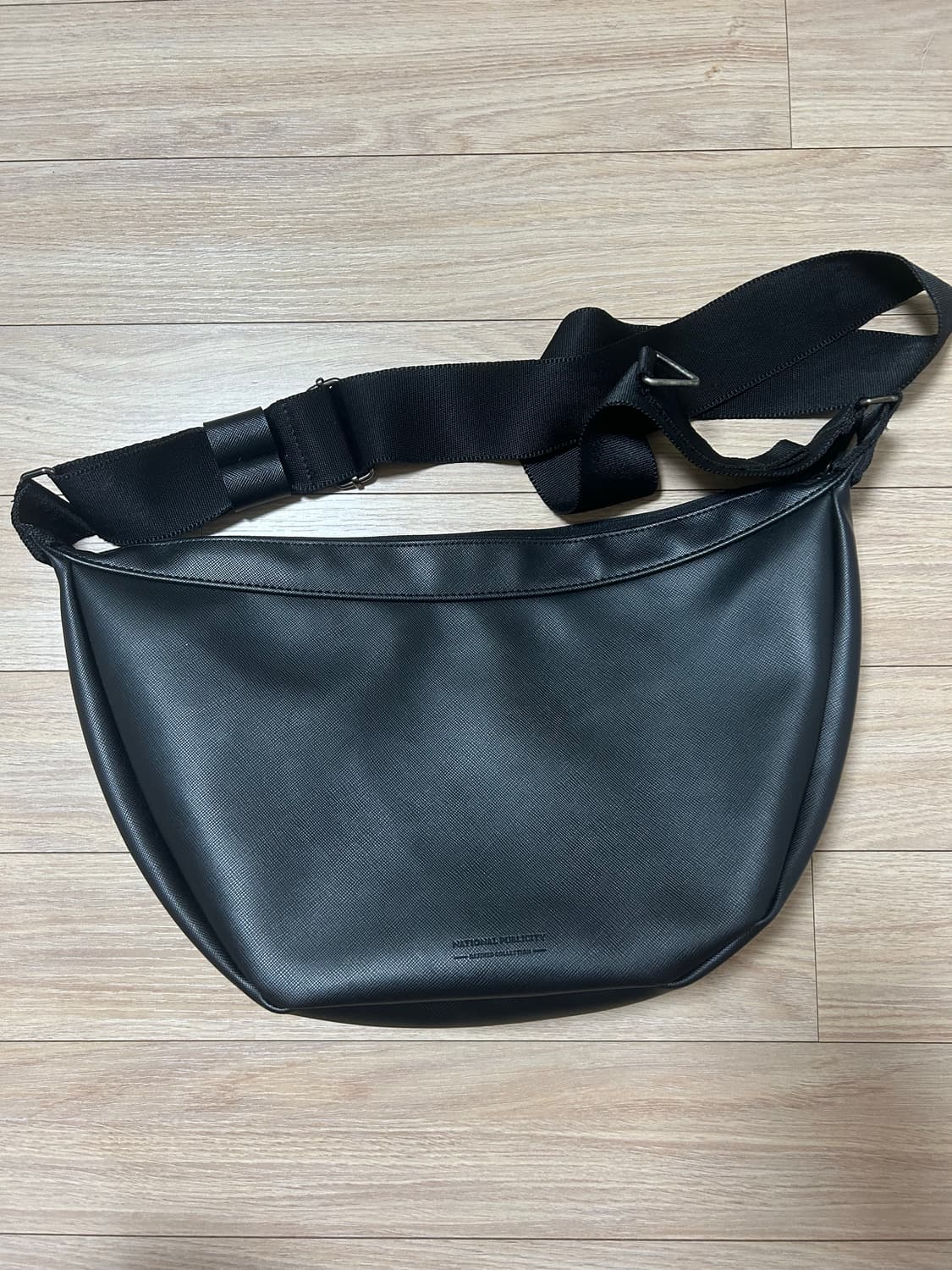 레더 크로스백 상품이미지1