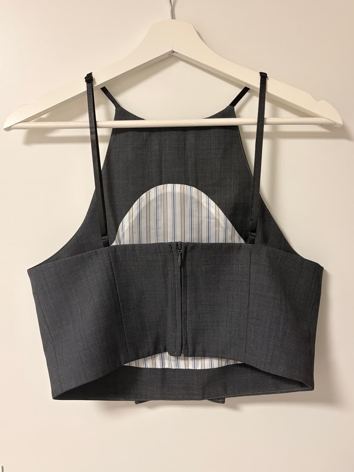 슈슈통 러플 플리츠 홀터 탑 (10) 상품이미지2