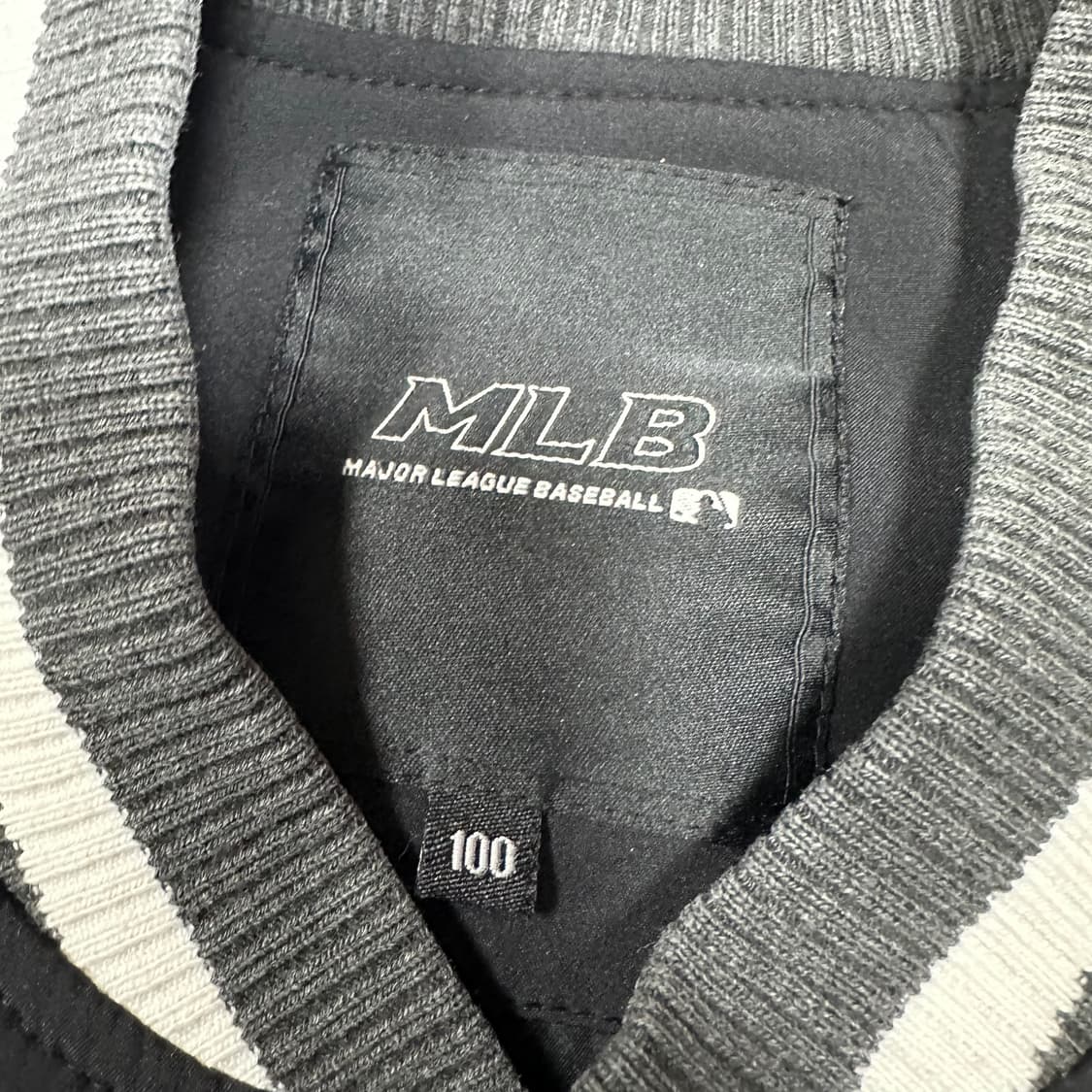 ✨ (바배) MLB 뉴욕양키즈 바시티 블루종 자켓  상품이미지3