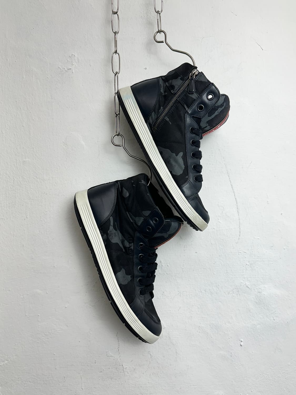 Prada Camouflage Nylon & Leather High-To 상품이미지3