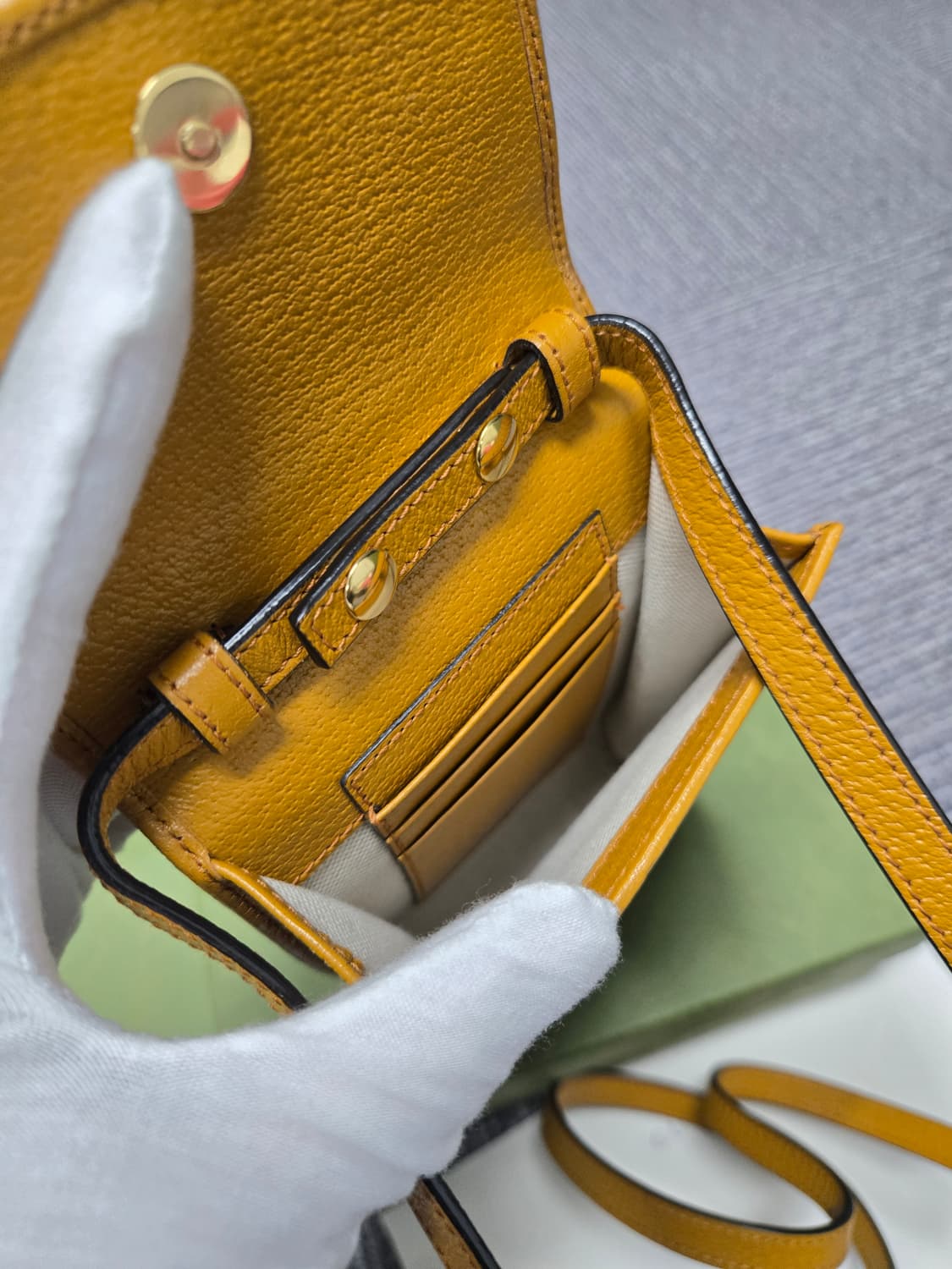 [특가][정품] 구찌 카이 한정판 폰홀더백 상품이미지6