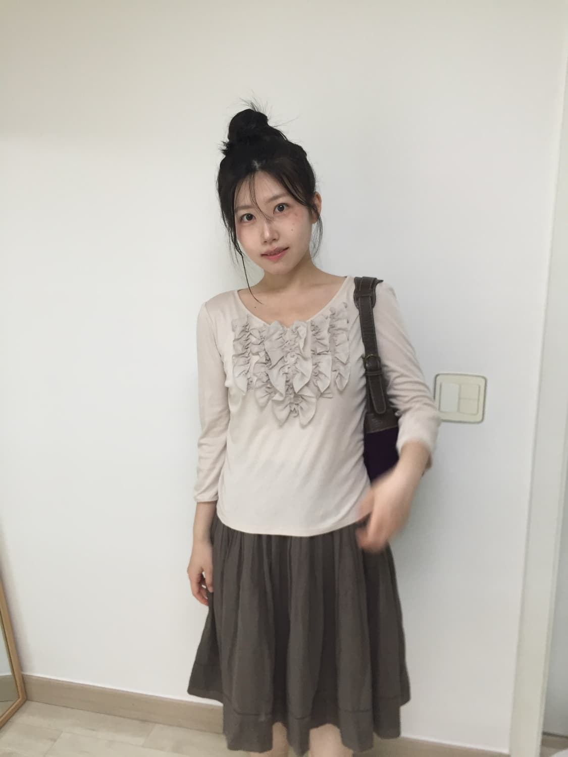 ruffle round neck T 상품이미지2
