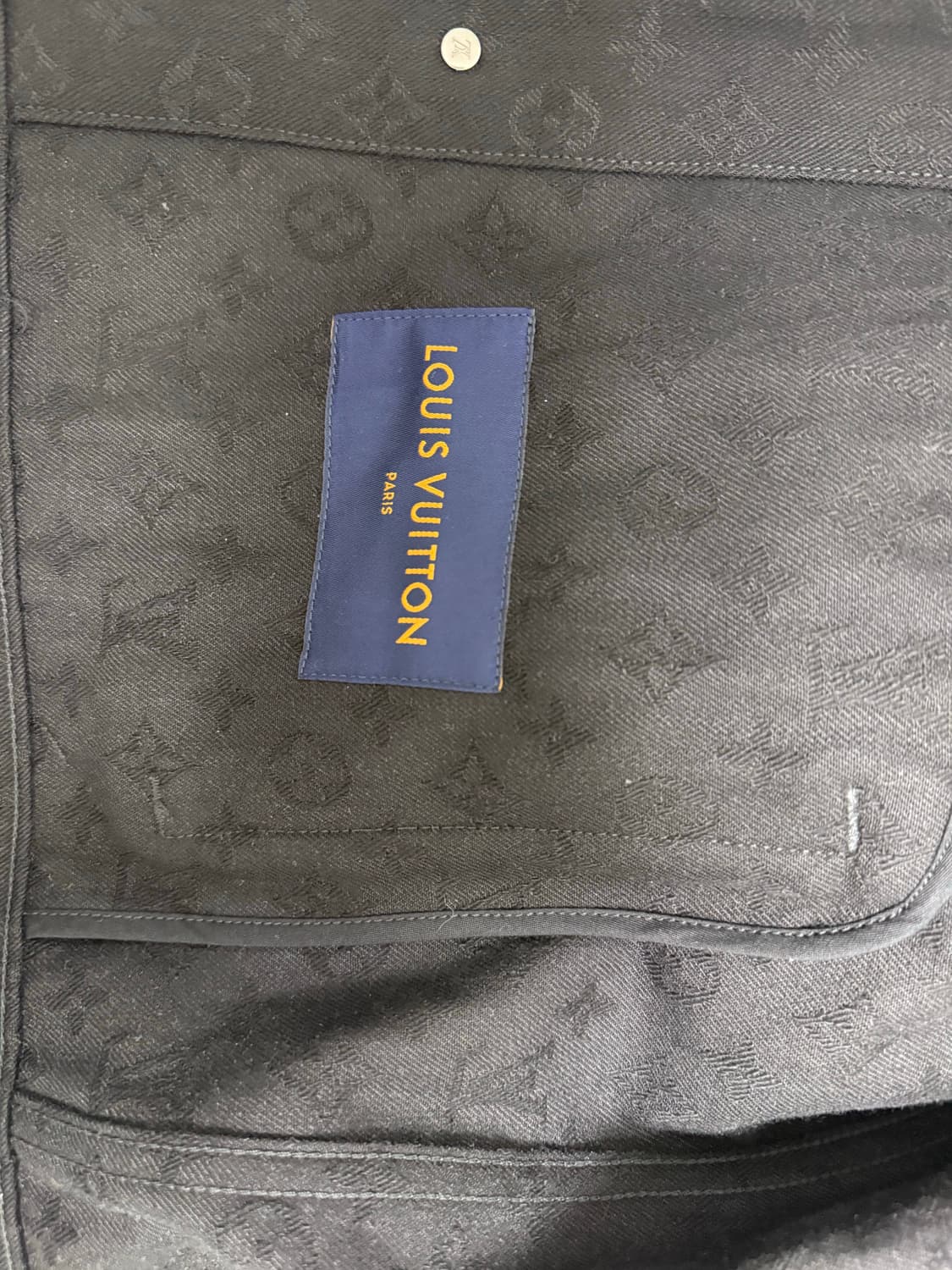 [48]루이비통 모노그램 트러커 블랙 상품이미지9