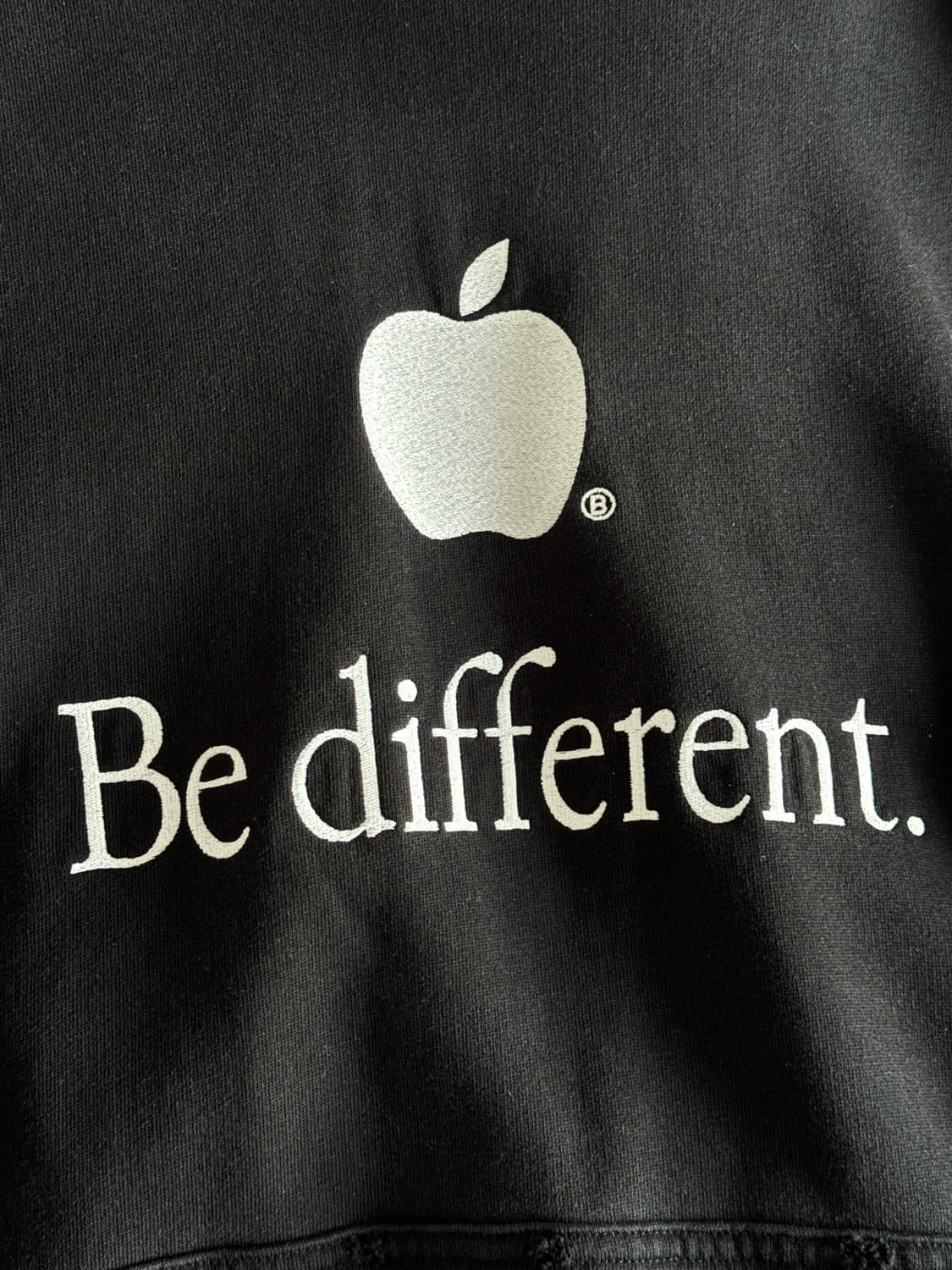 [2] 발렌시아가 be different 후드 상품이미지4