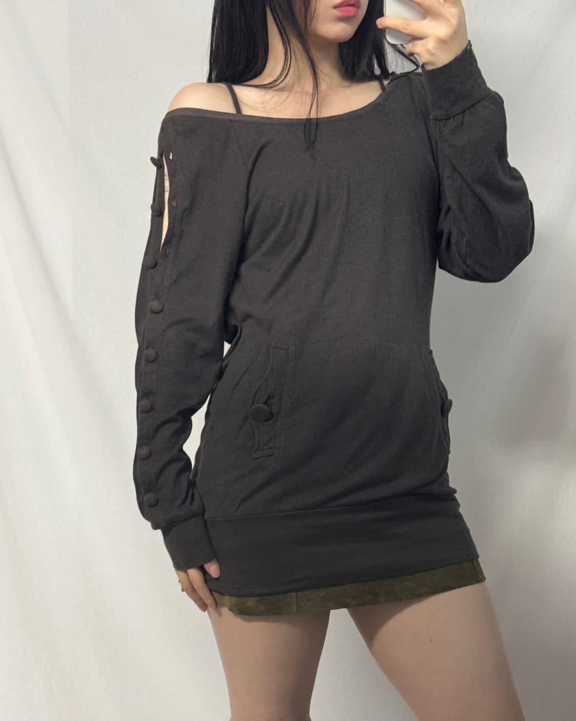 멀티 웨이 버튼 슬리브 사이드 셔링 탑(이너 세트 구매 가능) 상품이미지3