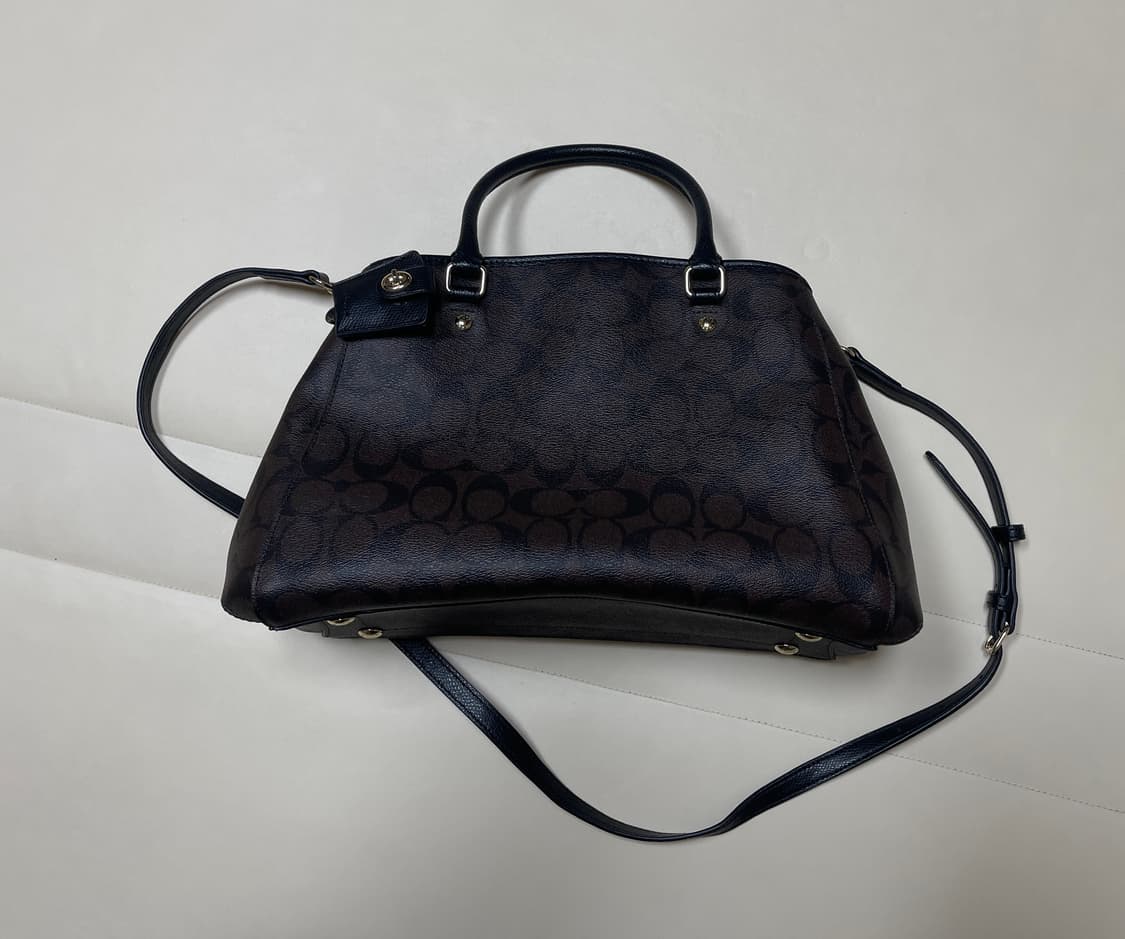 코치 모노그램 토트 크로스백 상품이미지2