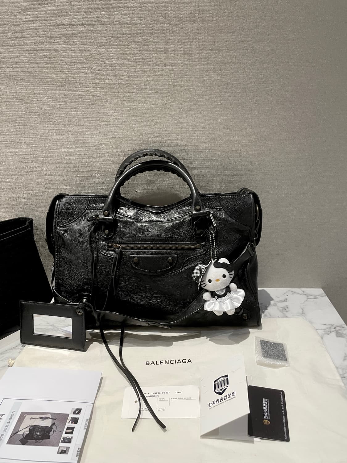 정품 발렌시아가 모터백 미디움 상품이미지3