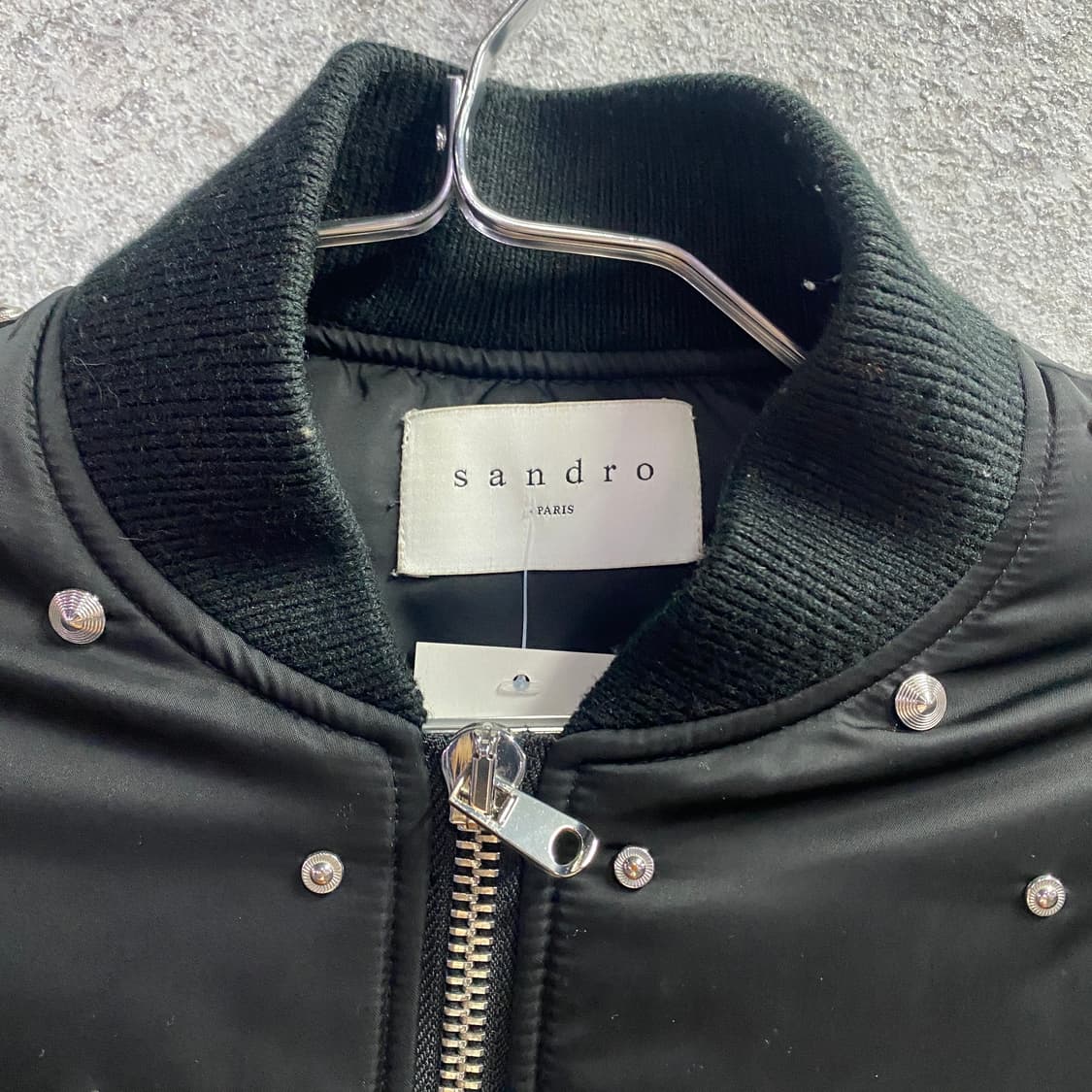 산드로 스터드 블랙 포켓 봄버 자켓 B3042 상품이미지4