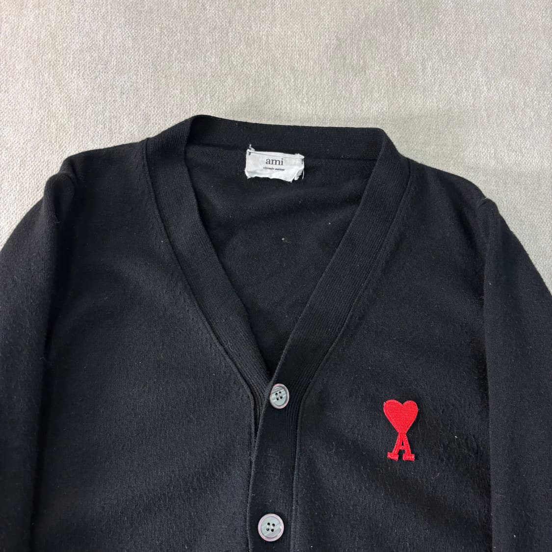 95 아미 하트와펜 블랙 가디건 상품이미지2