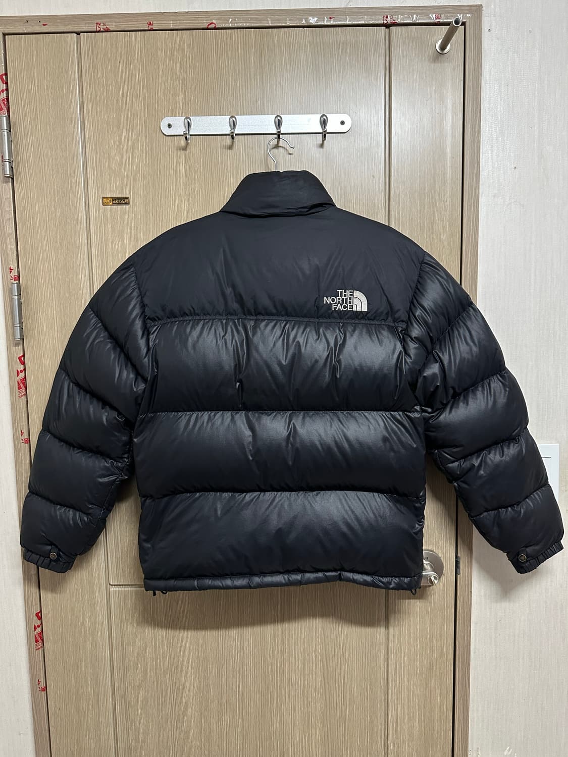 노스페이스 1996 눕시 패딩 블랙 90 상품이미지2