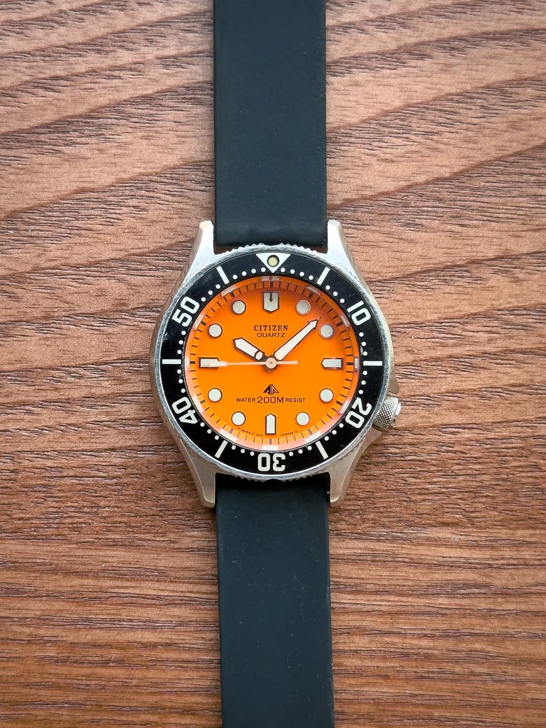 시티즌 오렌지 다이버 - 20기압 방수 빈티지 쿼츠 상품이미지1